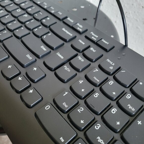 Lenovo Calliope USB Keyboard (Black) - Picture 3 of 4